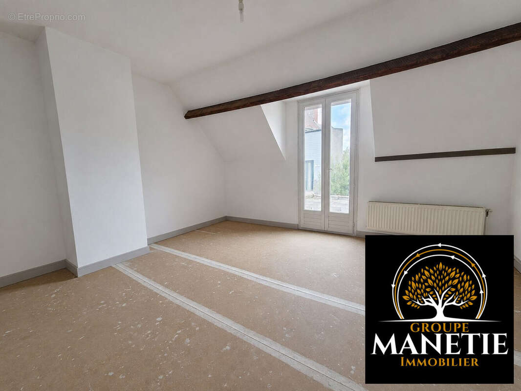 Maison 561 m² à Izel-Les-Equerchin  - photo 7