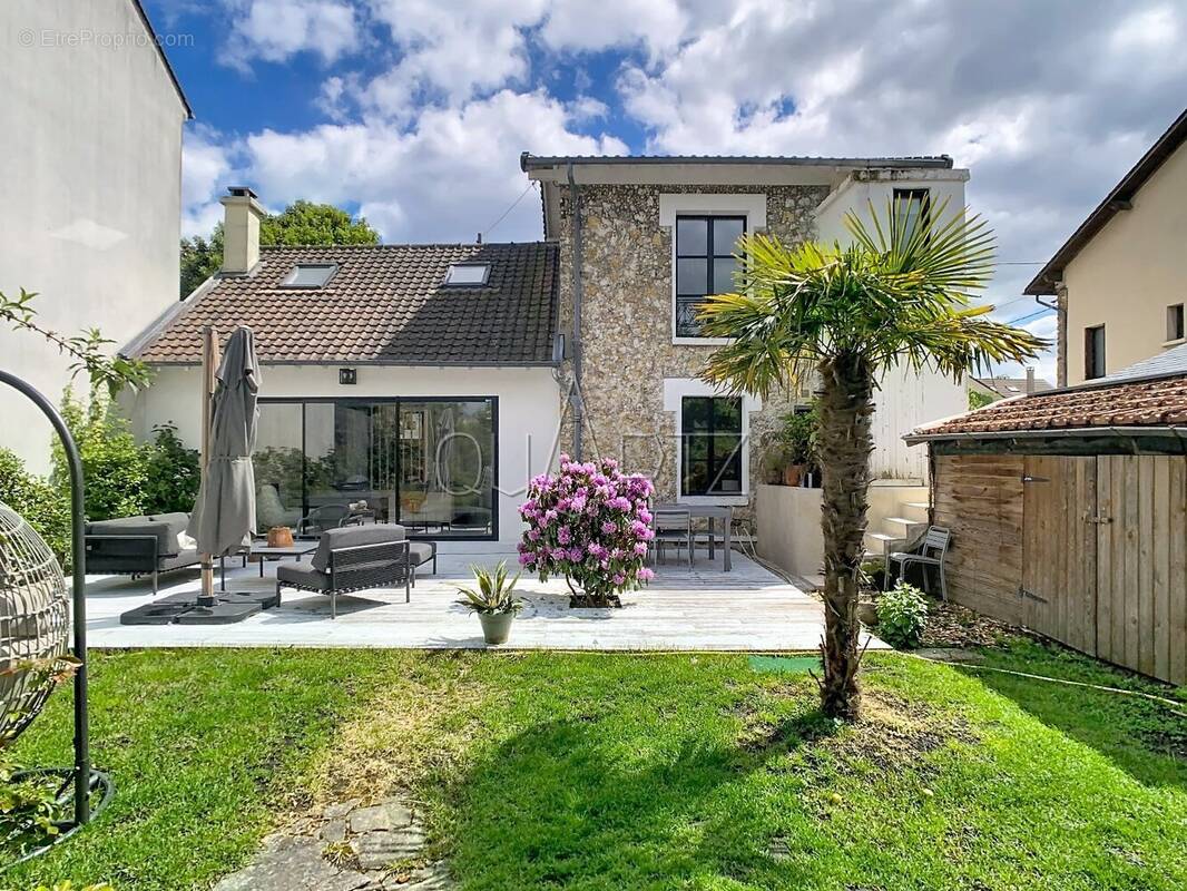 Maison à LE CHESNAY