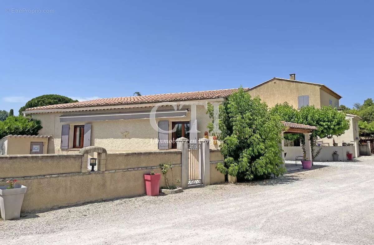 Maison à VAISON-LA-ROMAINE