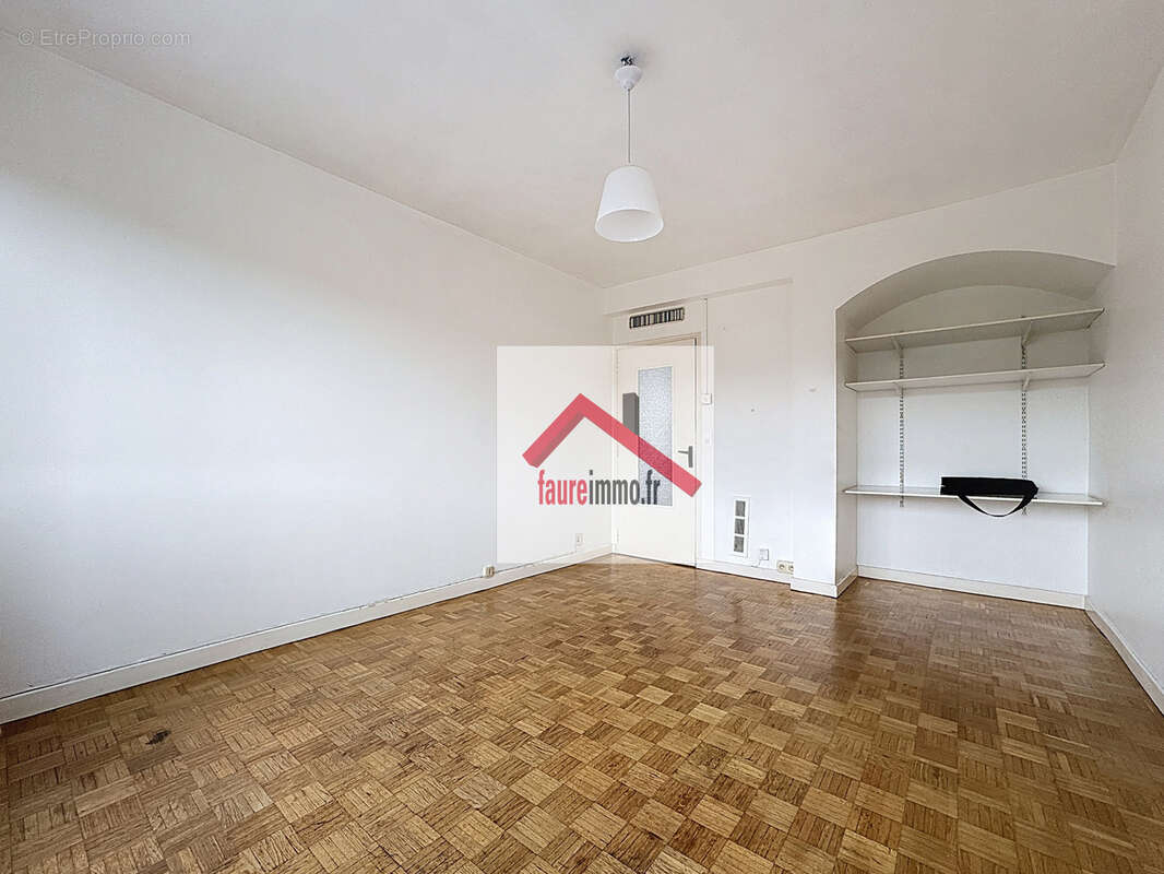 Appartement à BRIVE-LA-GAILLARDE