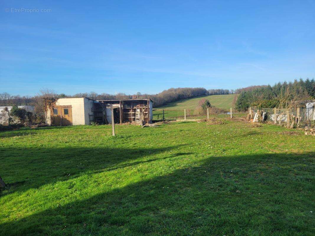 Maison à BOUSSAC-BOURG