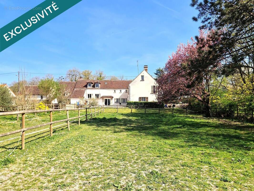 Photo 1 - Maison à COULOMMIERS