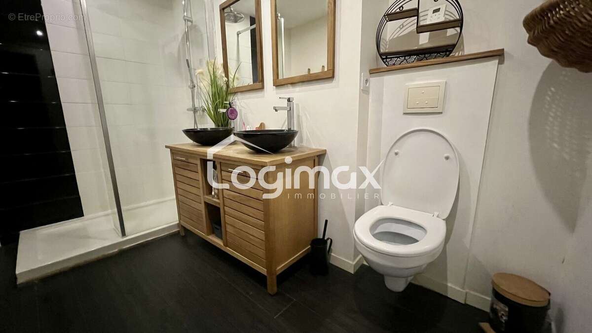 Maison 210 m² à Salles-Sur-Mer  - photo 13