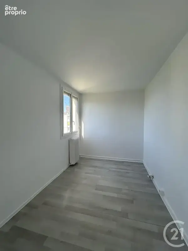 Appartement 3 pièces 52 m² à vendre à Avon (77210) - photo 4
