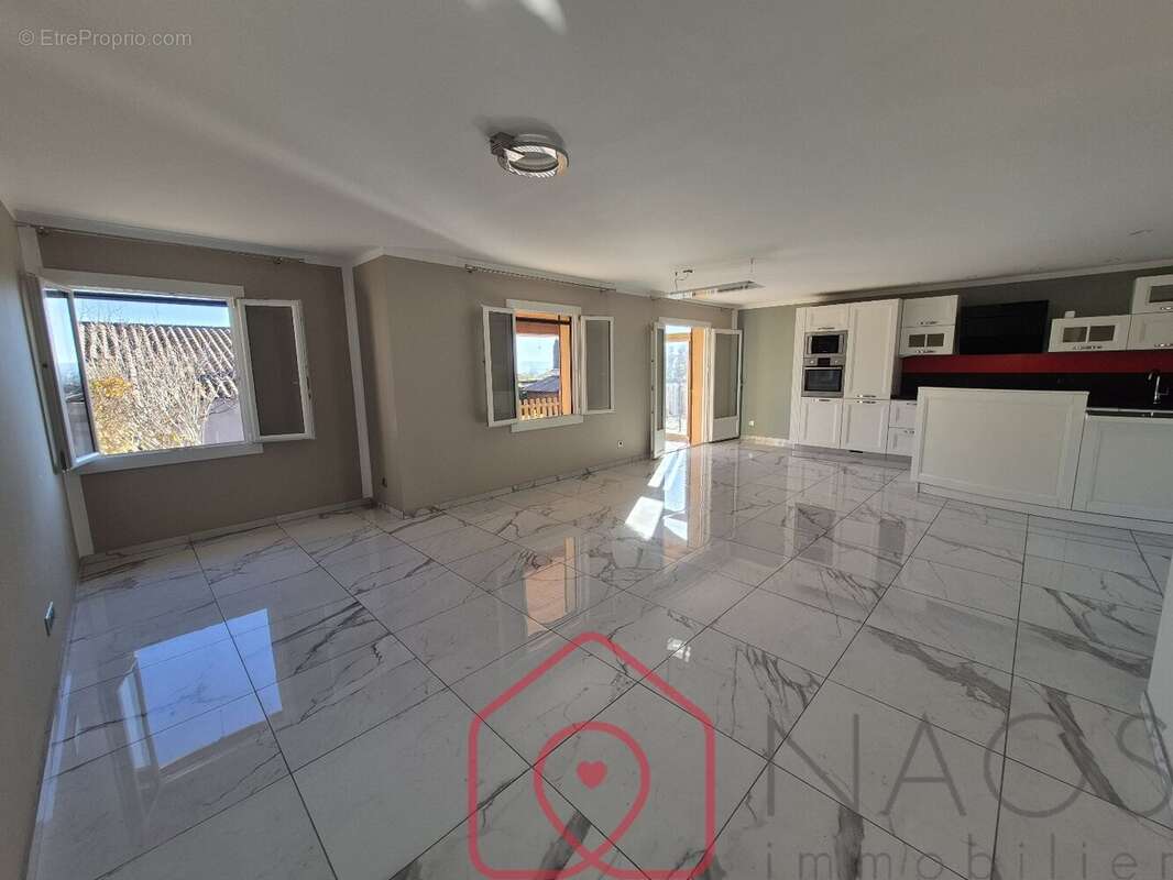 Maison à VILLENEUVE