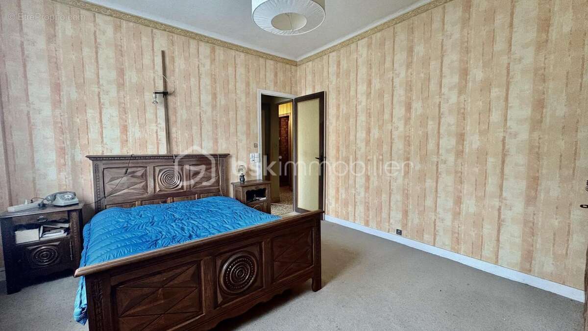 Maison à VILLENEUVE-LE-ROI