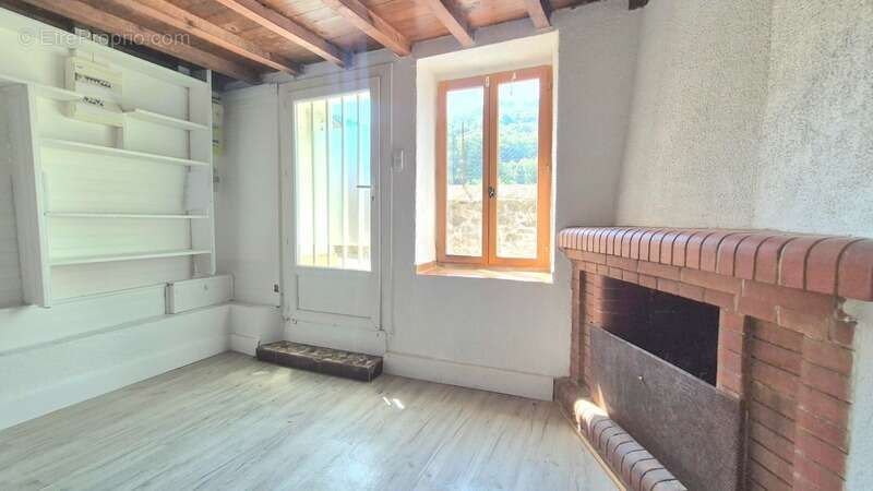 Maison à vendre avec terrasse 4 pièces SAHORRE (66) - photo 5