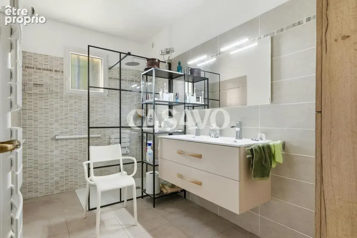 Vente Maison 5 pièces de 125m² - 13540 Aix-en-Provence - photo 12