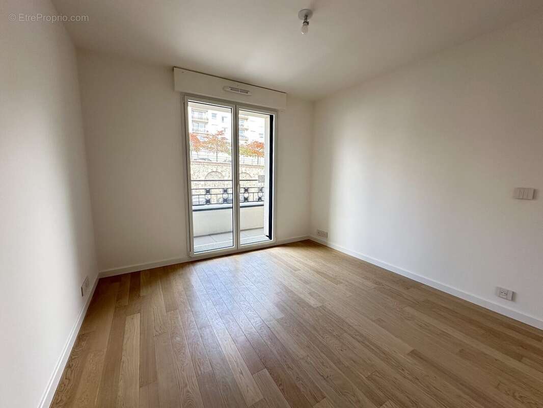 Appartement à SURESNES