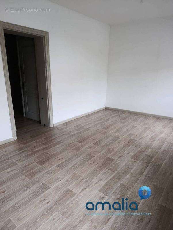 Maison à MONTIGNY-EN-GOHELLE