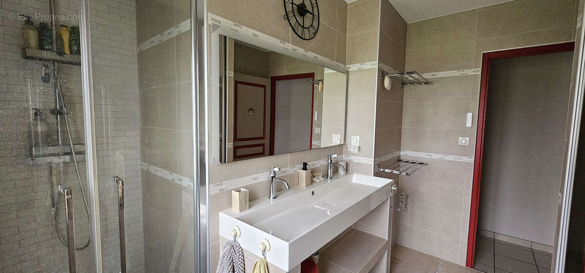 Photo 8 - Maison à SAINT-YRIEIX-LA-PERCHE