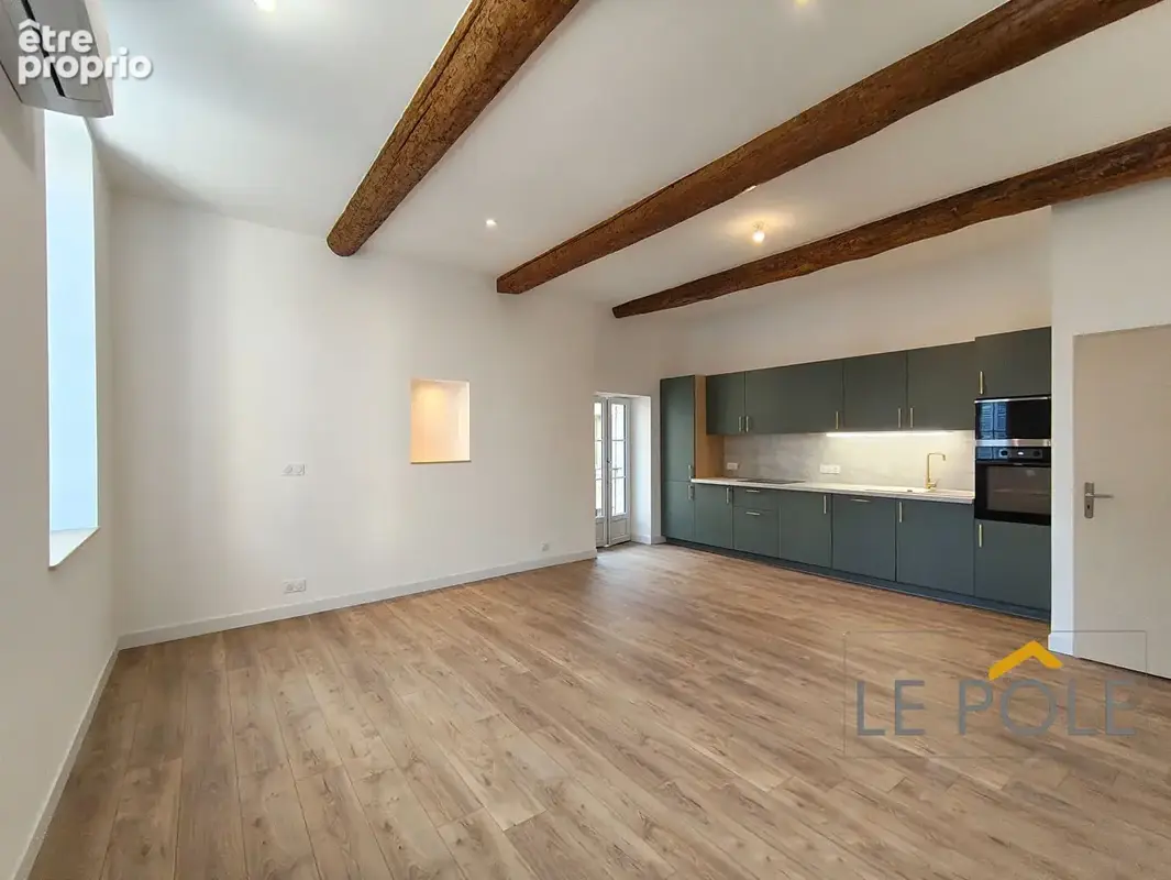 Appartement entierement renove avec balcon - photo 2