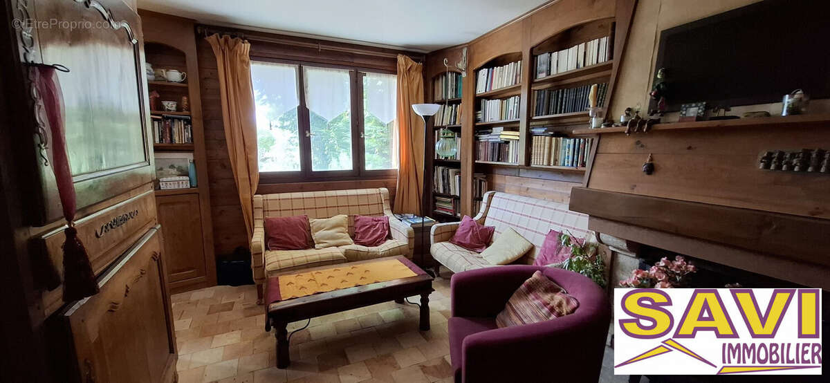 Maison à LA SELLE-SUR-LE-BIED