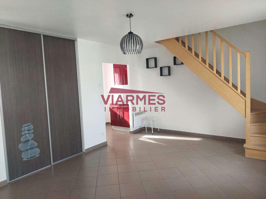 Appartement à SEUGY