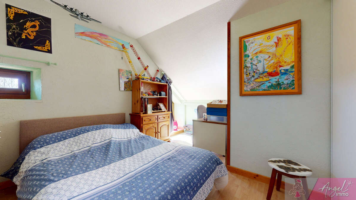 Maison en pierre de caractère 245 m2 5 chambres beaux volumes DPE C - photo 14