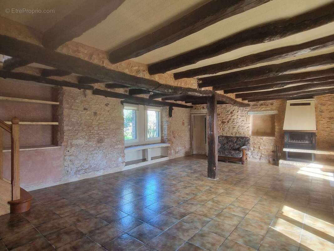 20260225115506 - Maison à LE BUGUE