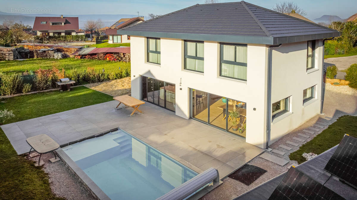 Maison à BRENTHONNE