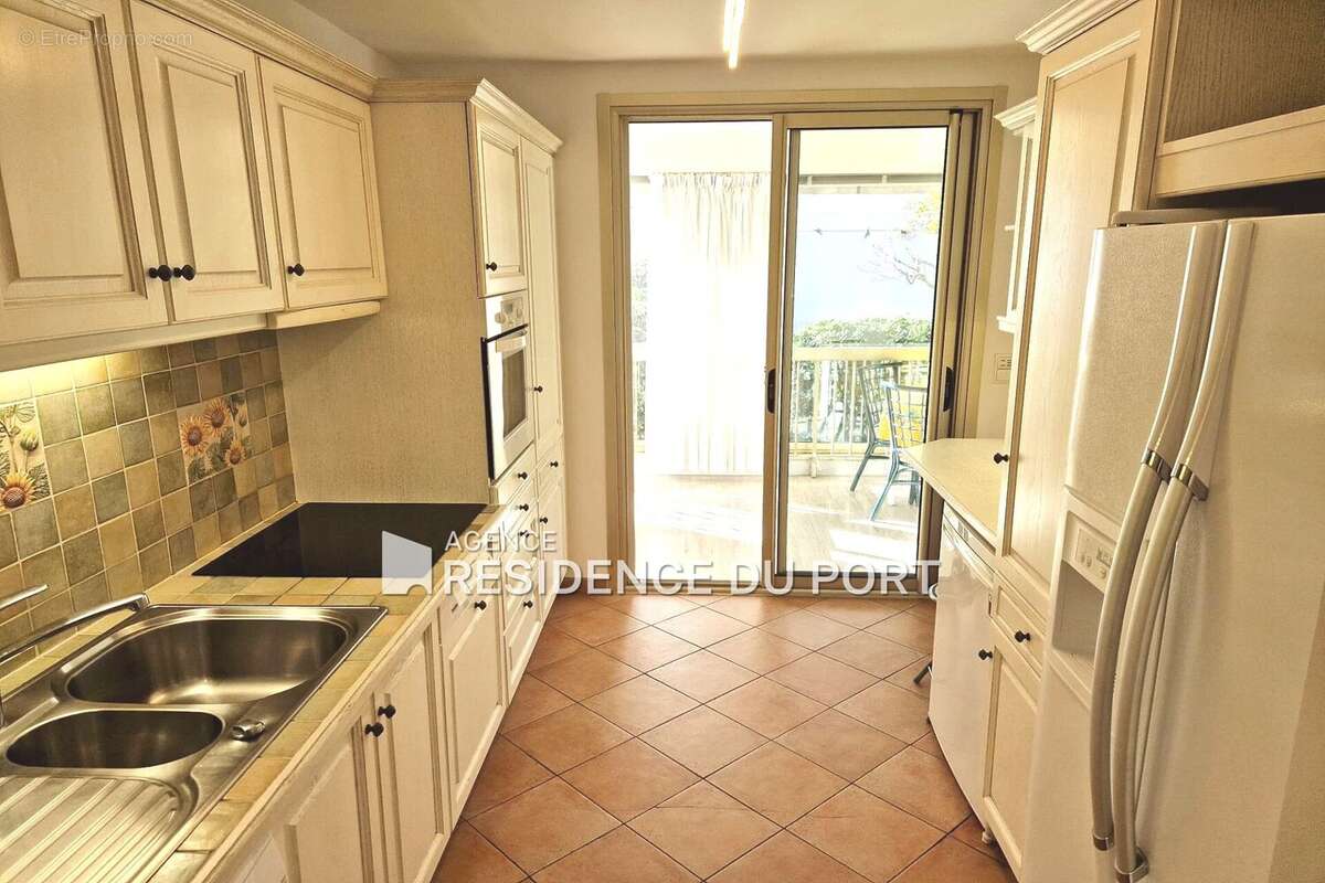 Appartement 103 m² à Mandelieu-La-Napoule  - photo 9
