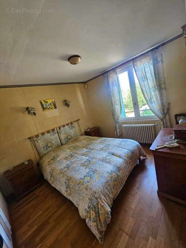 Maison Sery Les Mezieres 4 pièce(s) 94 m2 - photo 8