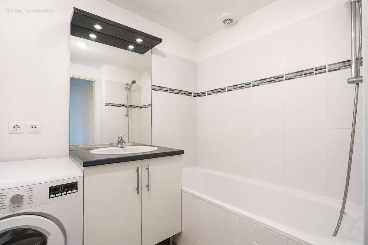 Bordeaux Chartrons - Appartement T3 62m² avec terrasse et parking - photo 7