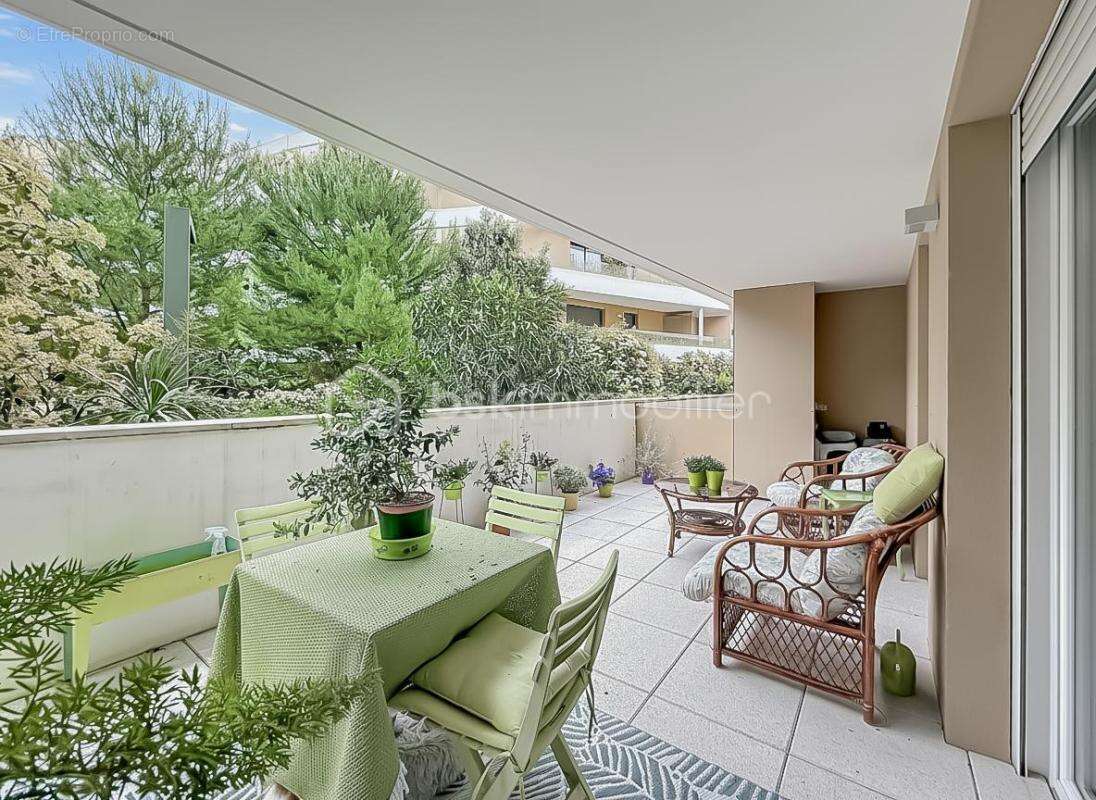 Appartement à CASTELNAU-LE-LEZ