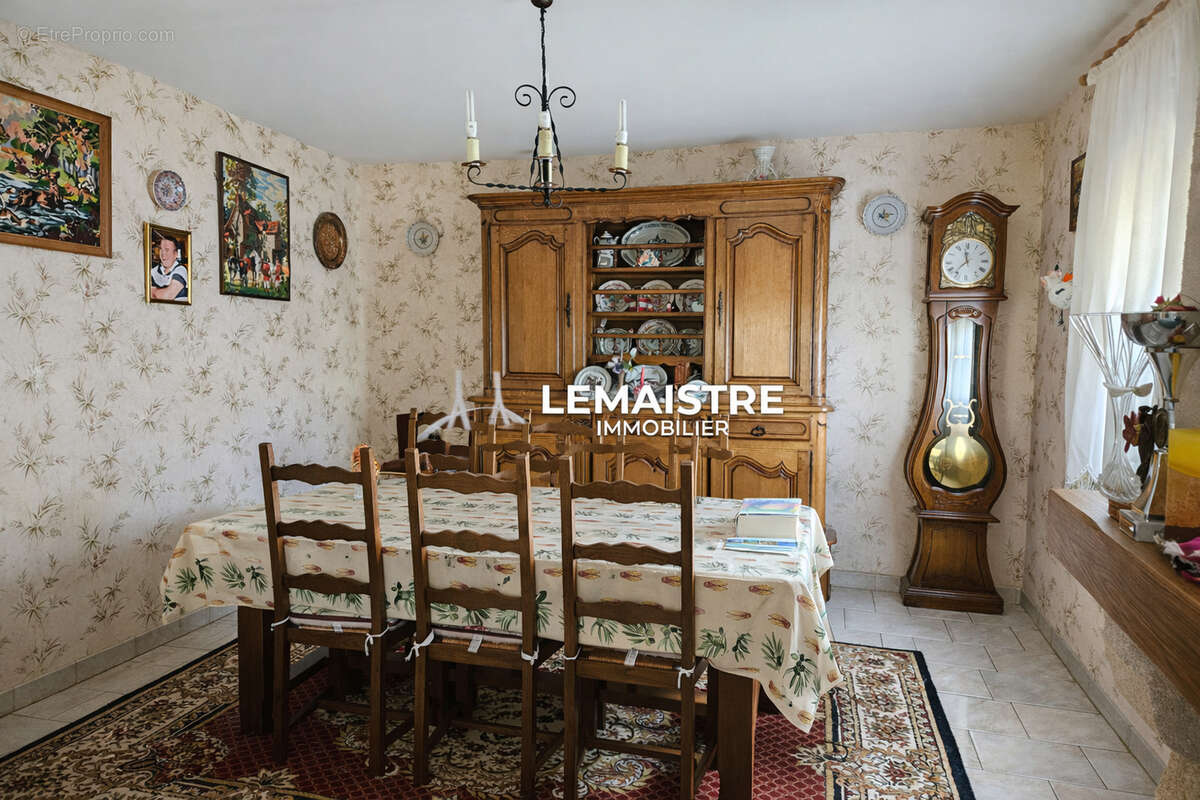 Maison à BOURG-ACHARD