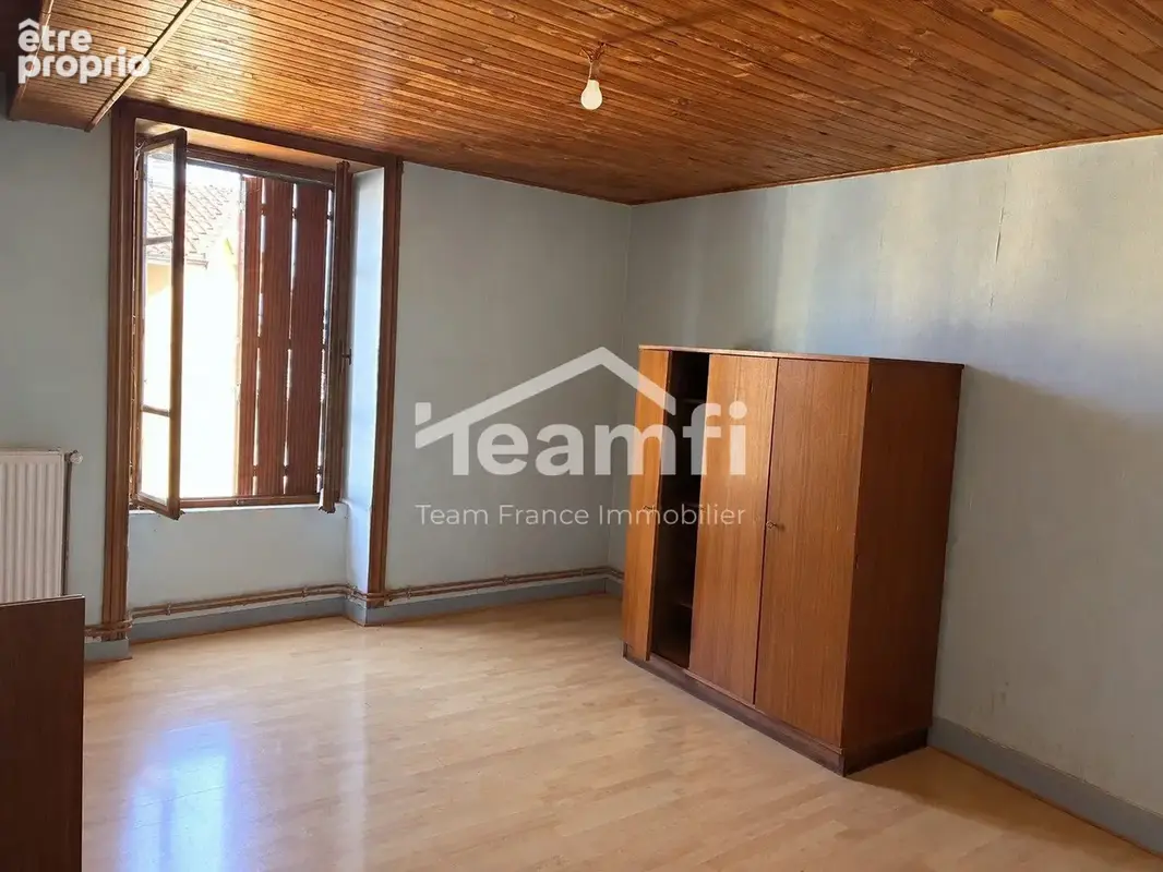 Maison 4 pièces 82 m² à vendre à Sayat (63530) - photo 3