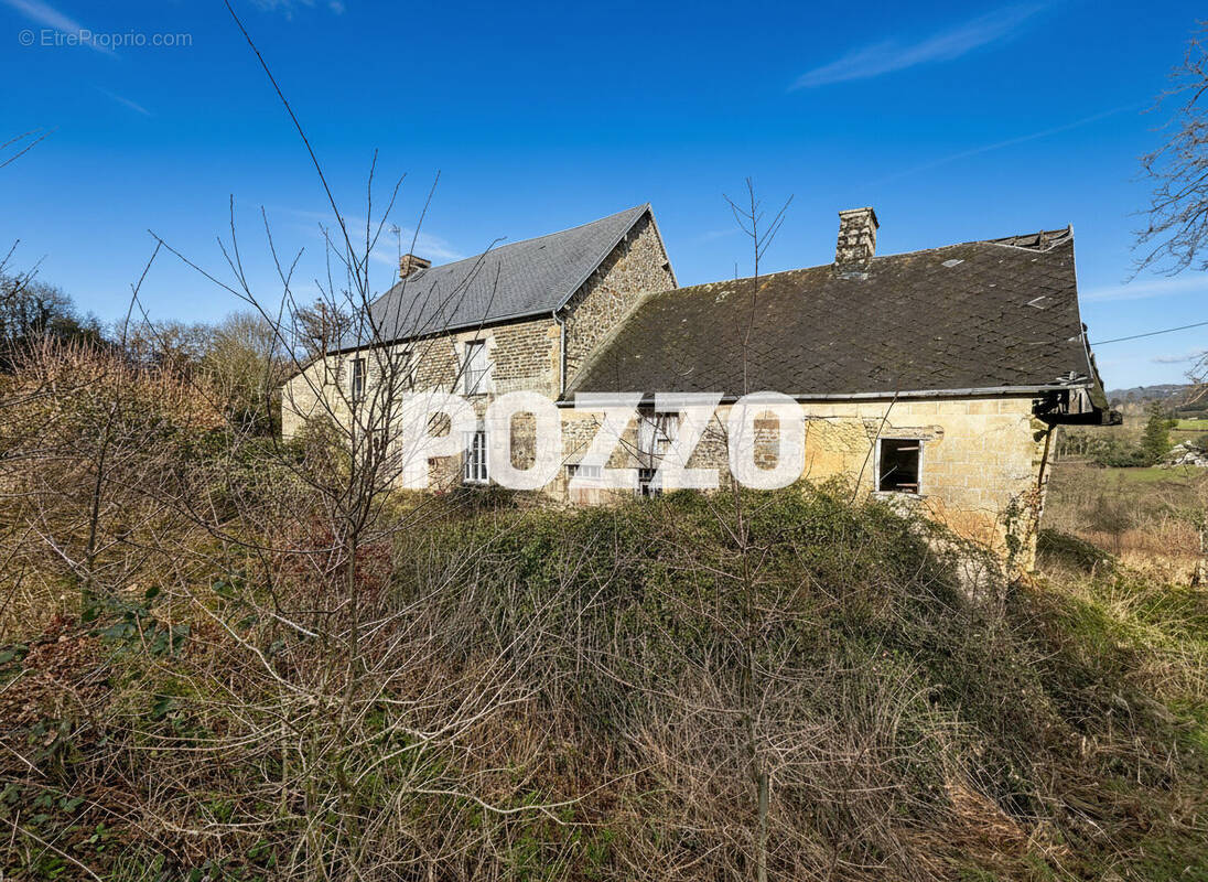 Maison à COULOUVRAY-BOISBENATRE