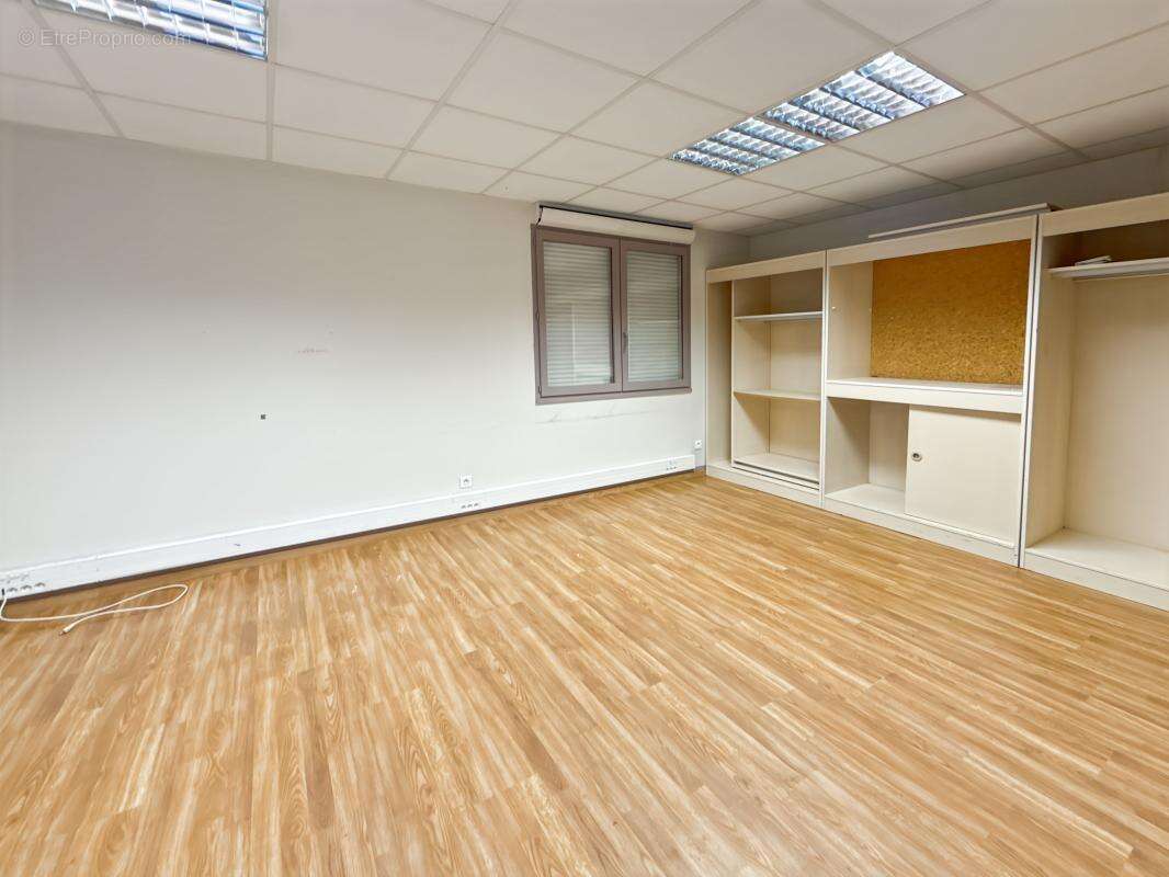 Maison à SAINT-JEAN-DE-BRAYE