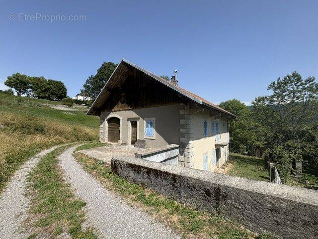 Maison à HABERE-POCHE