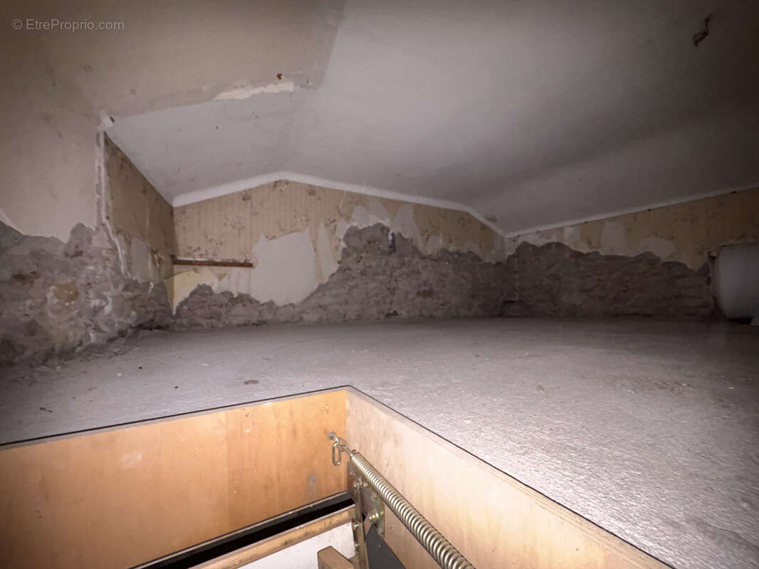 Maison à BERTHOLENE