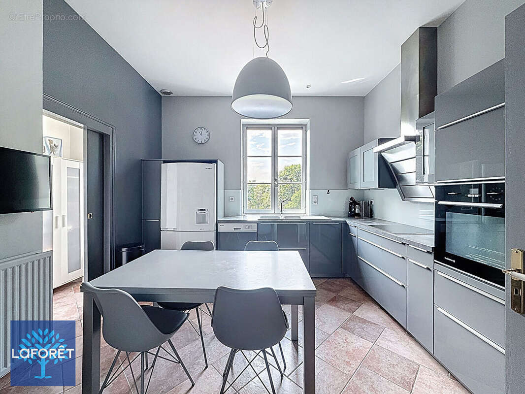 Appartement à SAINTE-FOY-LES-LYON