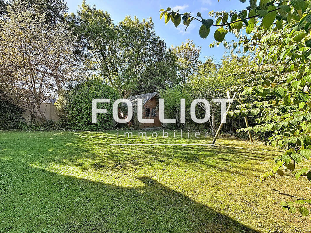 Maison à DONVILLE-LES-BAINS