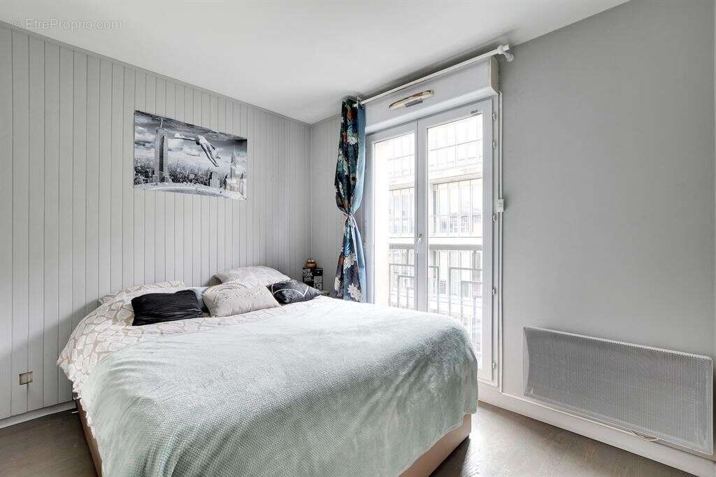 Appartement à PARIS-20E