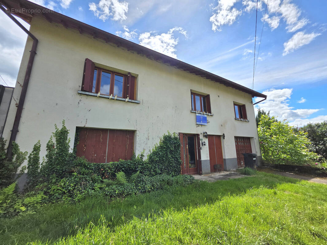 Maison à FREDERIC-FONTAINE