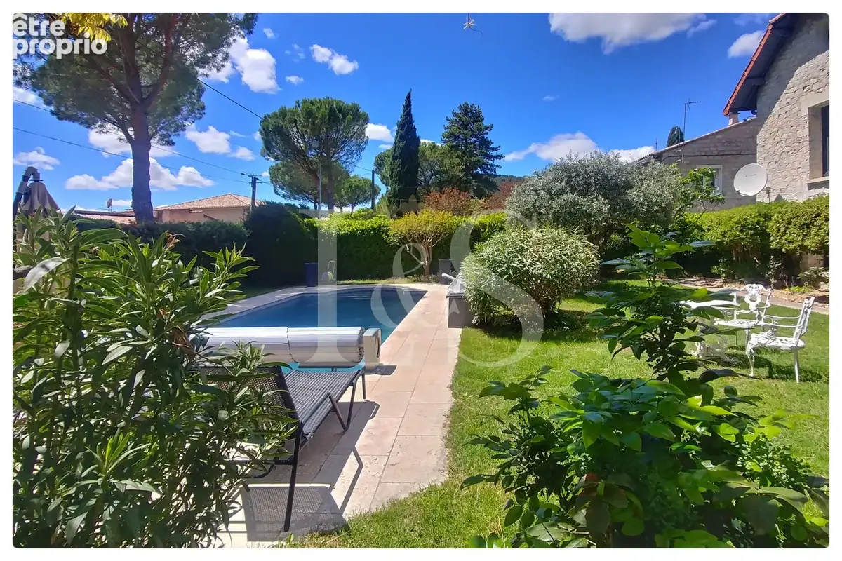 Maison à VAISON-LA-ROMAINE