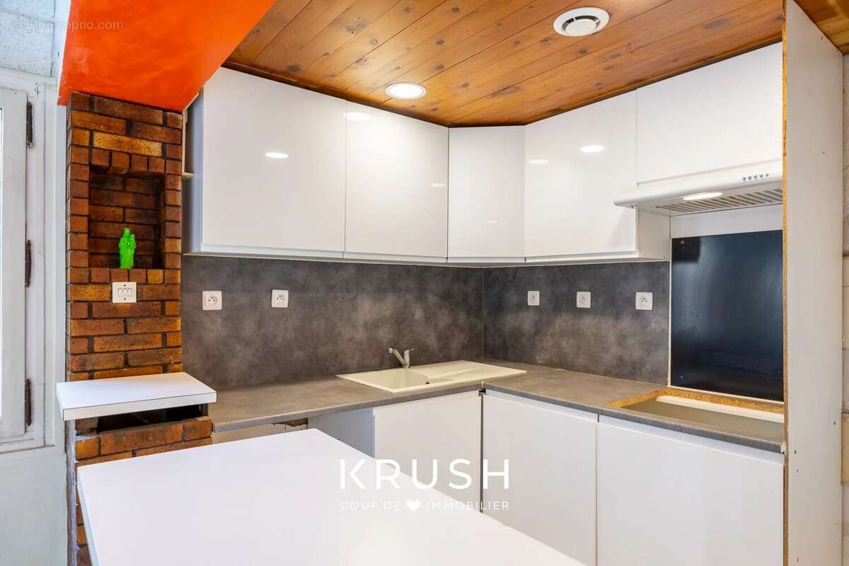 Appartement à MARSEILLE-7E