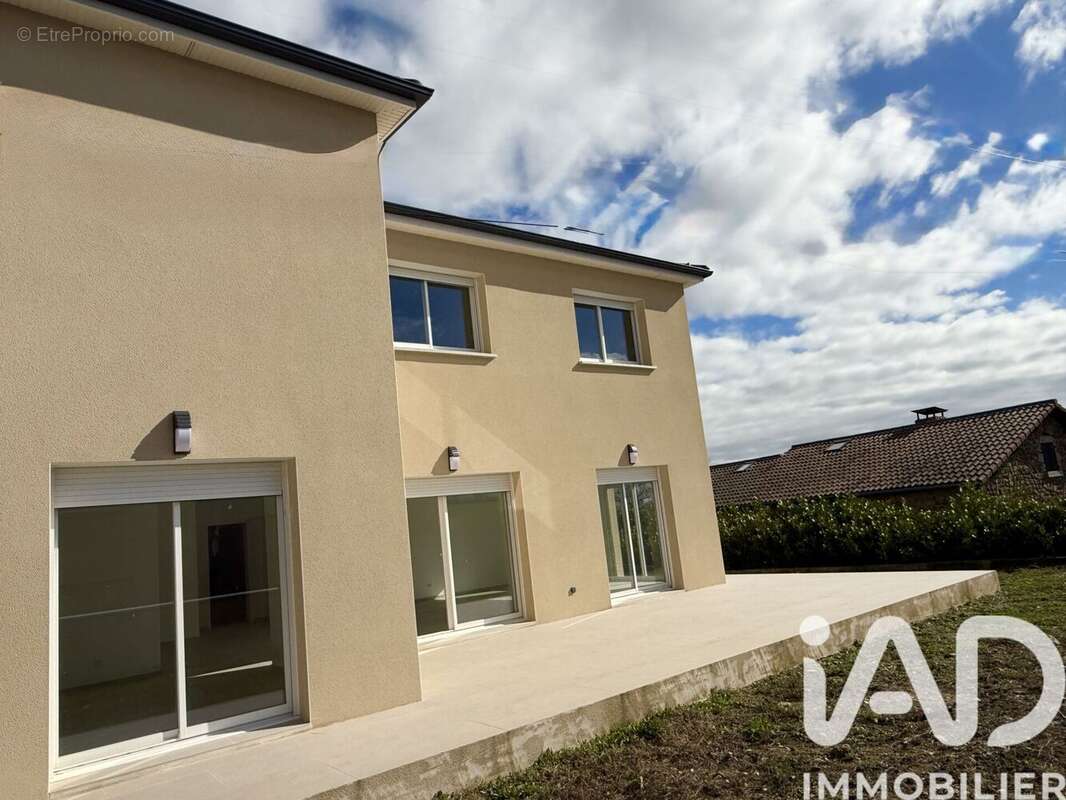 Photo 3 - Maison à FELINES