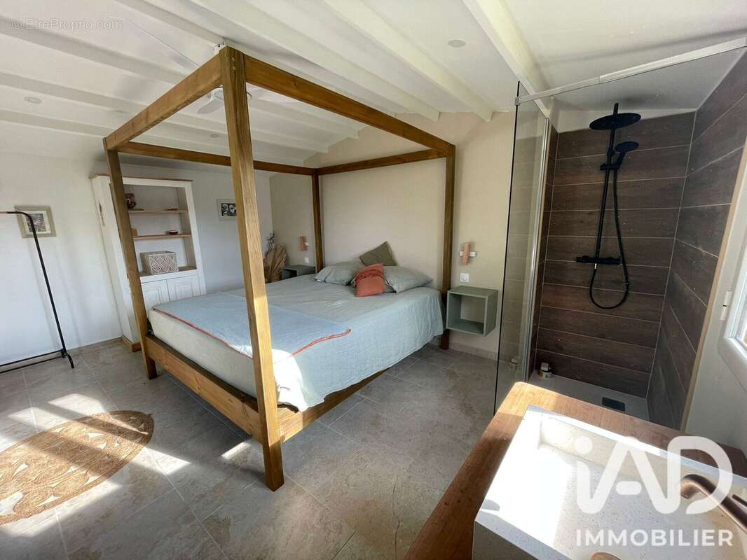 Maison 67 m² à Sainte-Anne  - photo 9