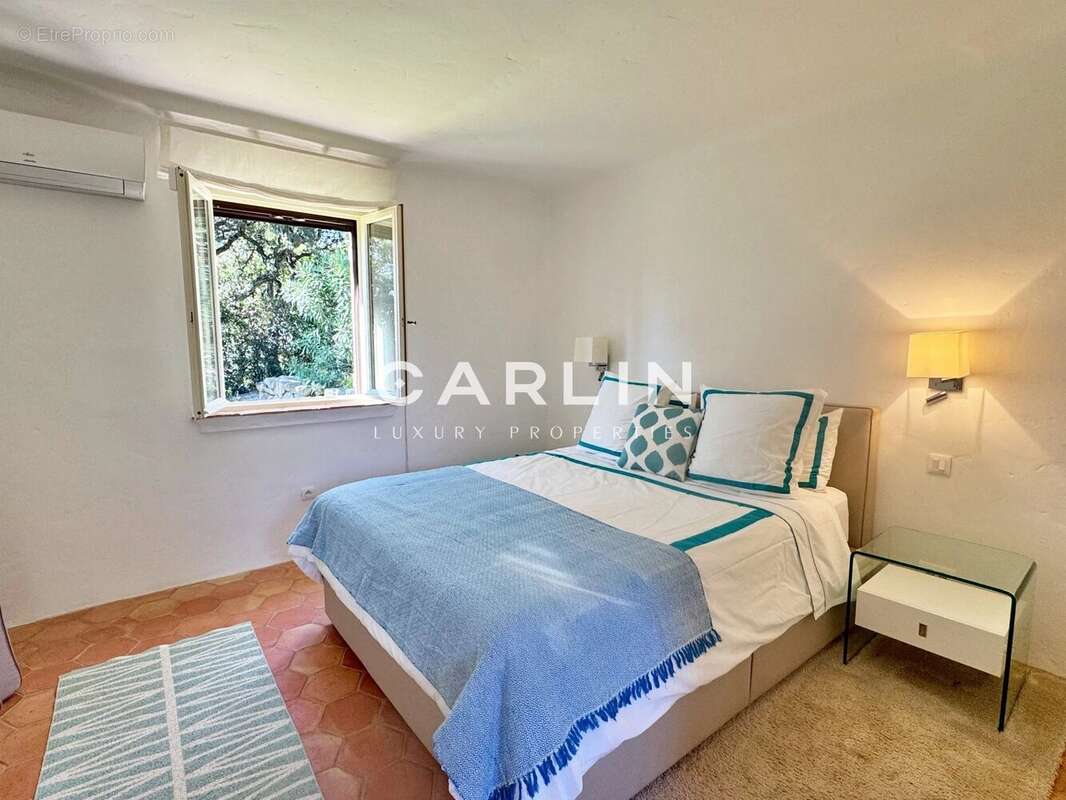 Maison à LA GARDE-FREINET