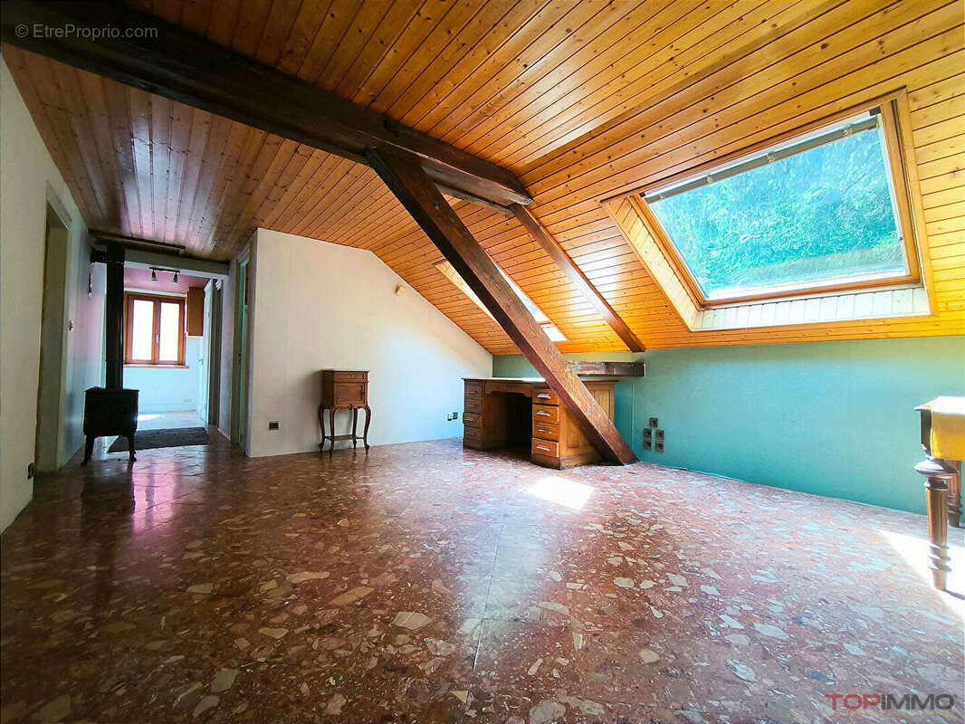 Commerce à SAINTE-CROIX-AUX-MINES