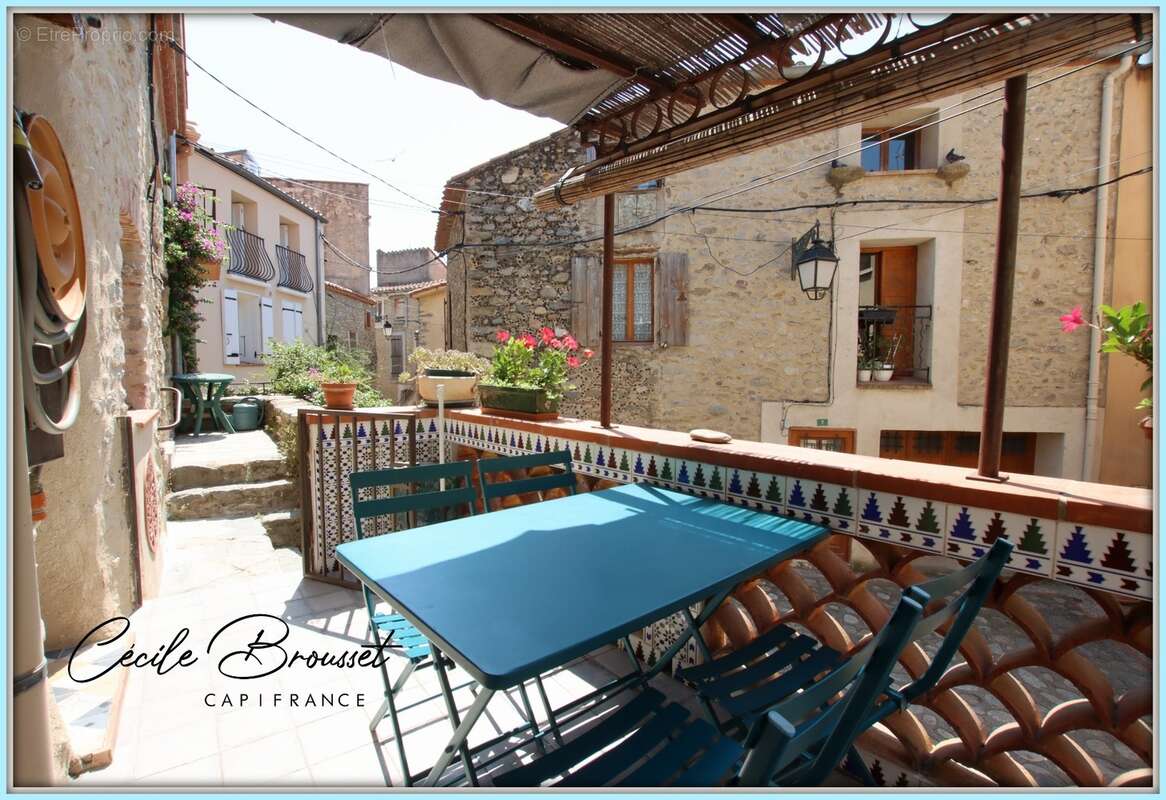Maison de caractère avec garage, terrasse panoramique et appartement T2 à fort rendement – Saint-Jean-Pla-de-Corts (66490) - photo 3