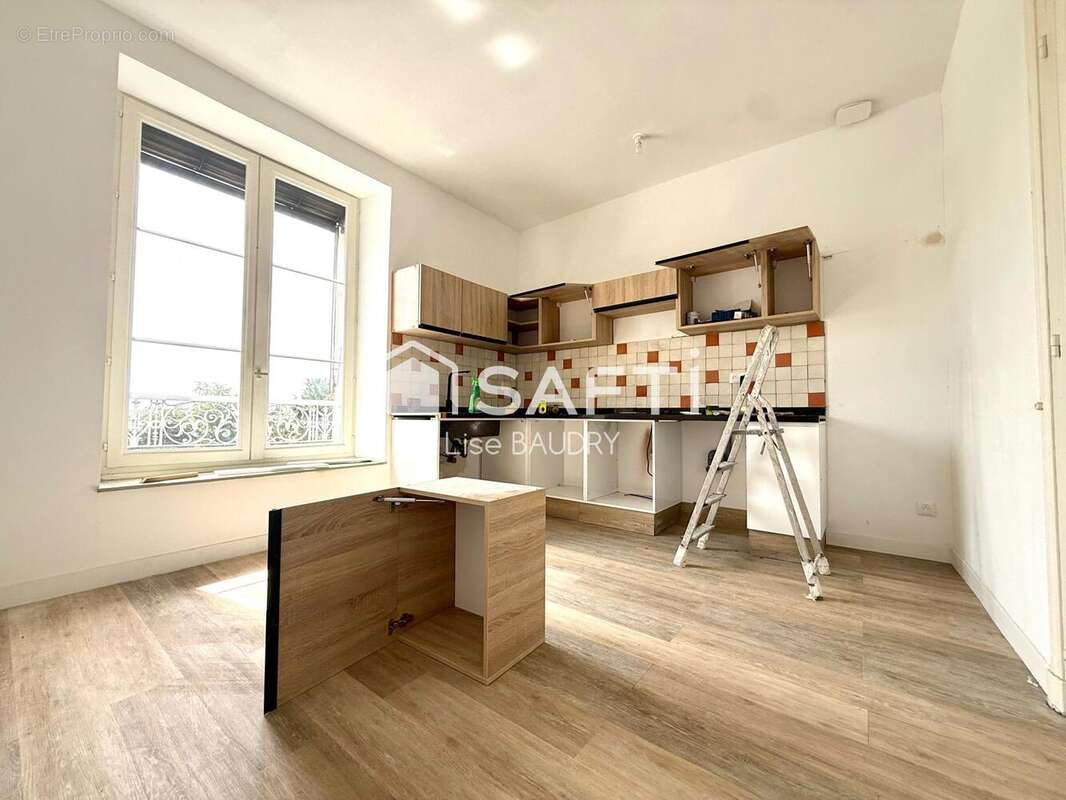 Photo 3 - Appartement à FONTENAY-LE-COMTE