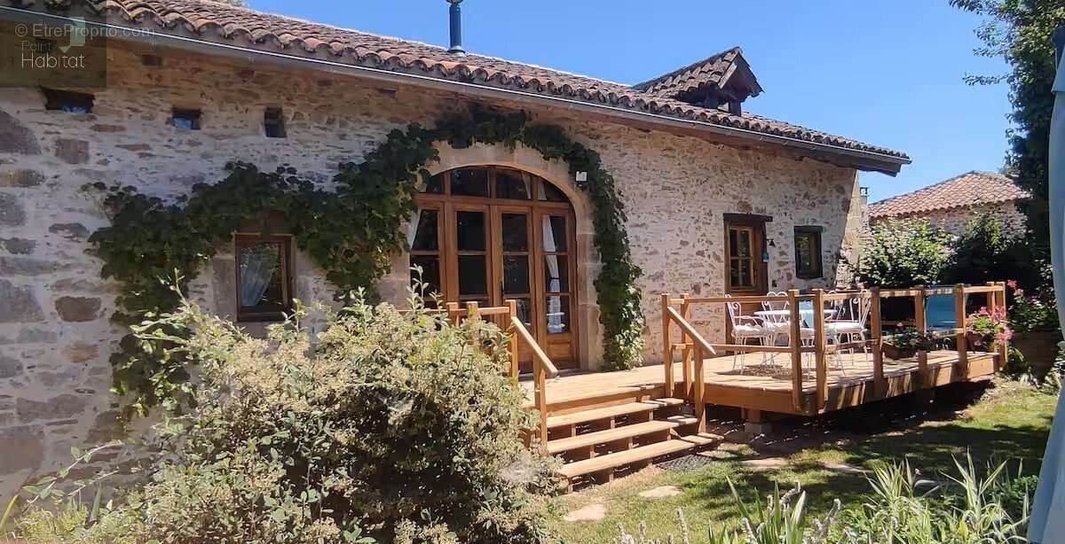 Maison à SAINT-CIRGUES