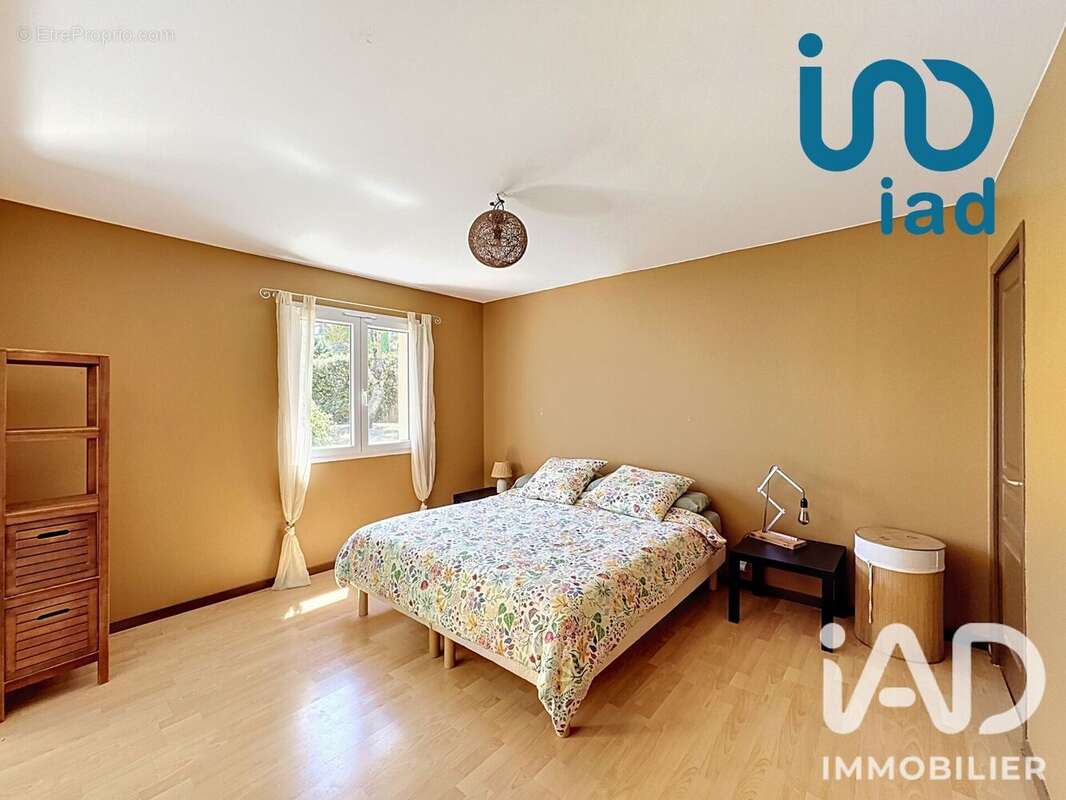 Maison 159 m² à Peaugres  - photo 9