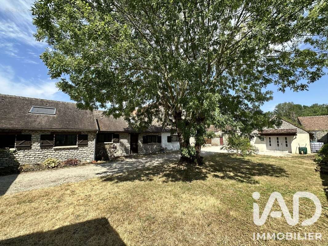Maison 206 m² à Barville-En-Gatinais  - photo 3