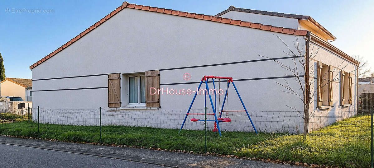 Maison à SAINT-ANDRE-DE-CUBZAC