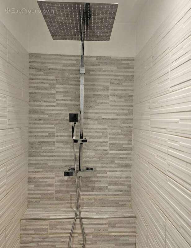 Appartement à COGOLIN