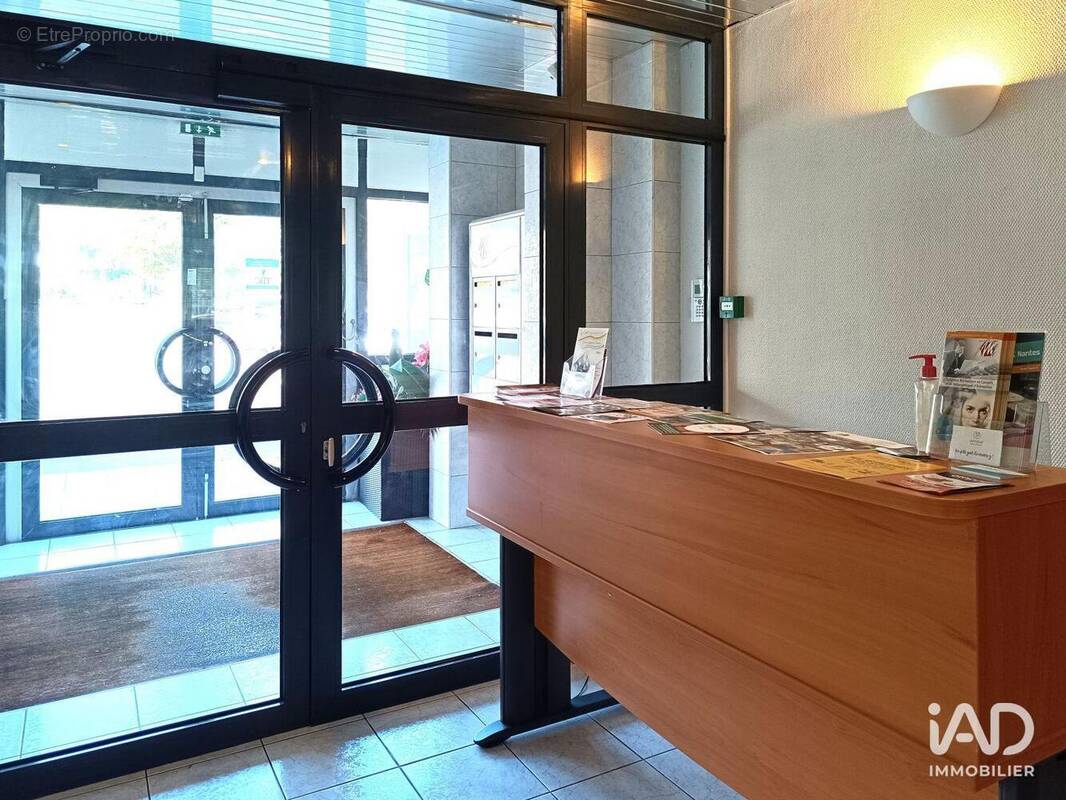 Photo 1 - Commerce à NANTES