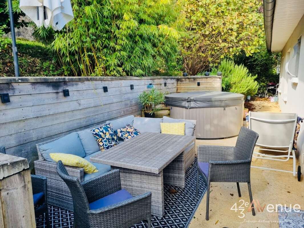 Maison à SAINT-ETIENNE